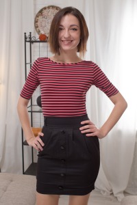 Sexy Leona shoves a toy up her tight little ass